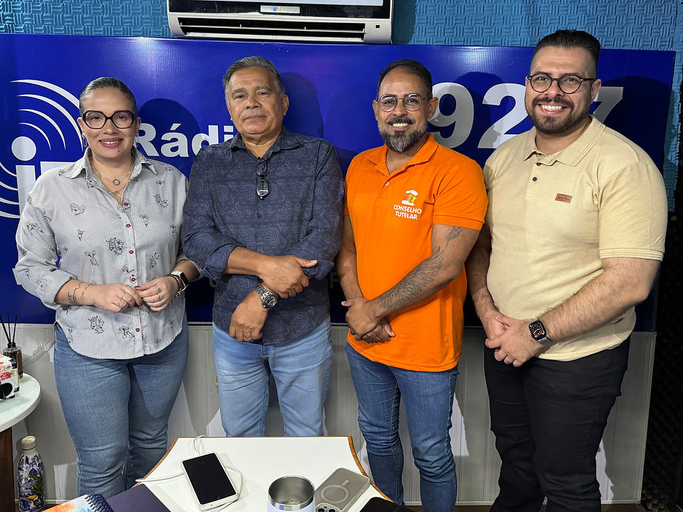 ItapuamaDebate:Foto Michael Andrade-jornalistas Zalxijoane e Raul Silva, Cons. Tutelar Juann Ricelly e o juíz Dr. Draulternani Melo Pantaleão