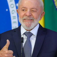 Presidente Lula anuncia edital para cursinhos populares