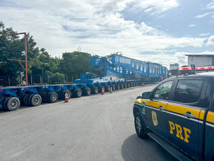 Transporte do 2º transformador gigante altera trânsito entre PE e PB