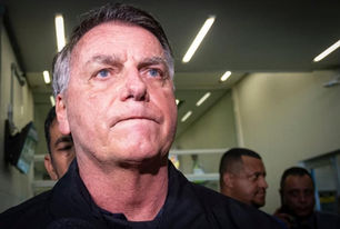 Jair Bolsonaro é alvo de operação da Polícia Federal e passará a usar tornozeleira eletrônica