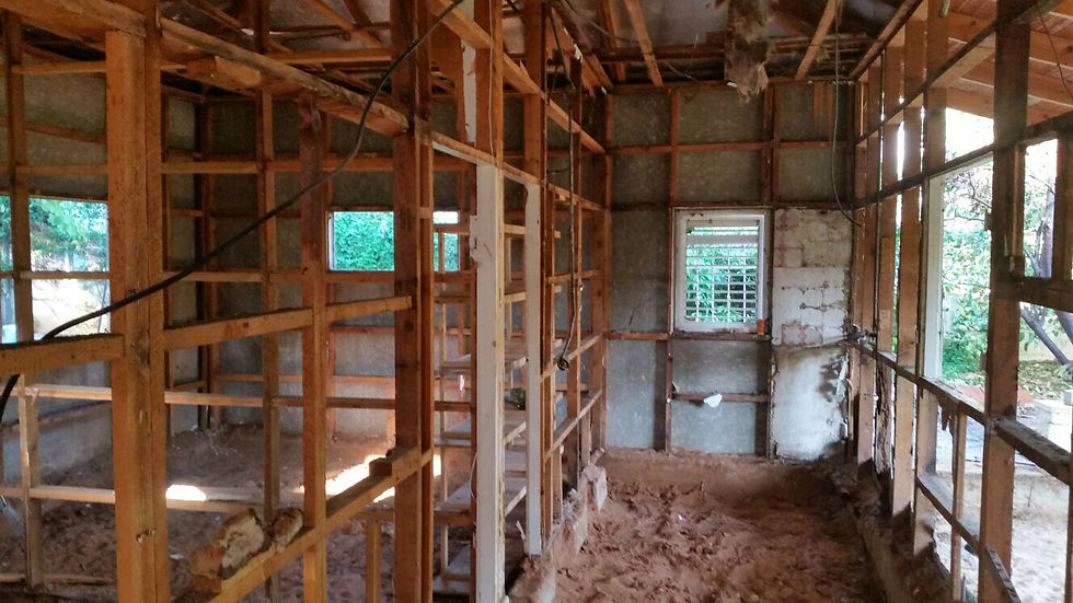 הריסות - קונס' עץ בת 80