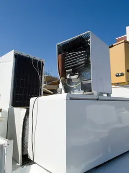 When Is the Right Time to Schedule Broken Appliance Removal?