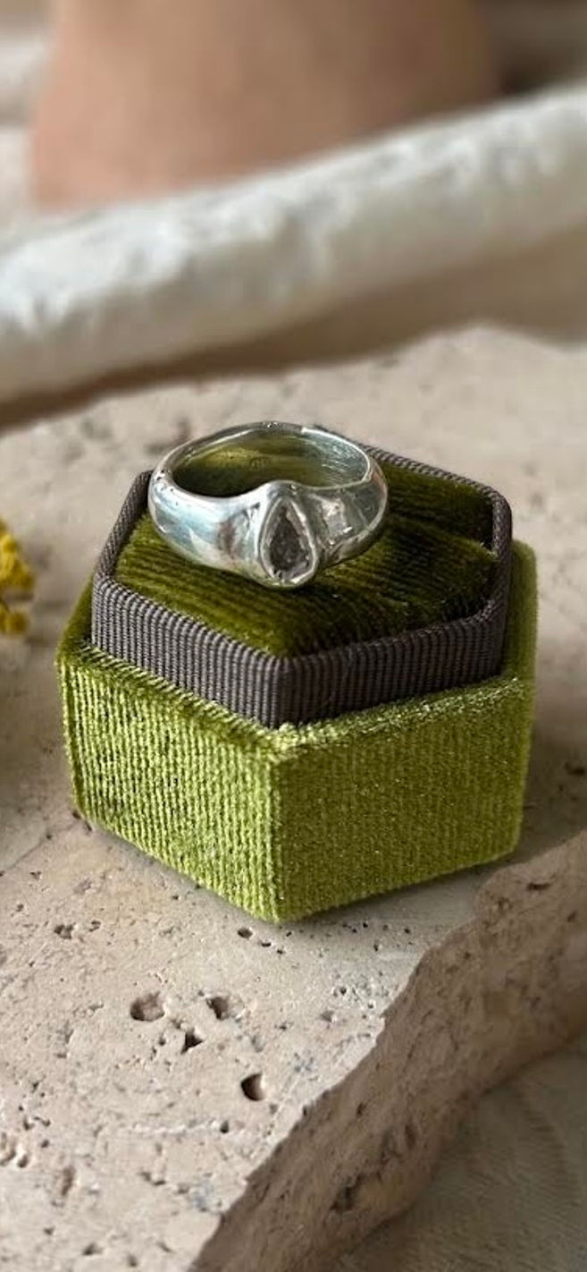 Thumbnail: Pear stone