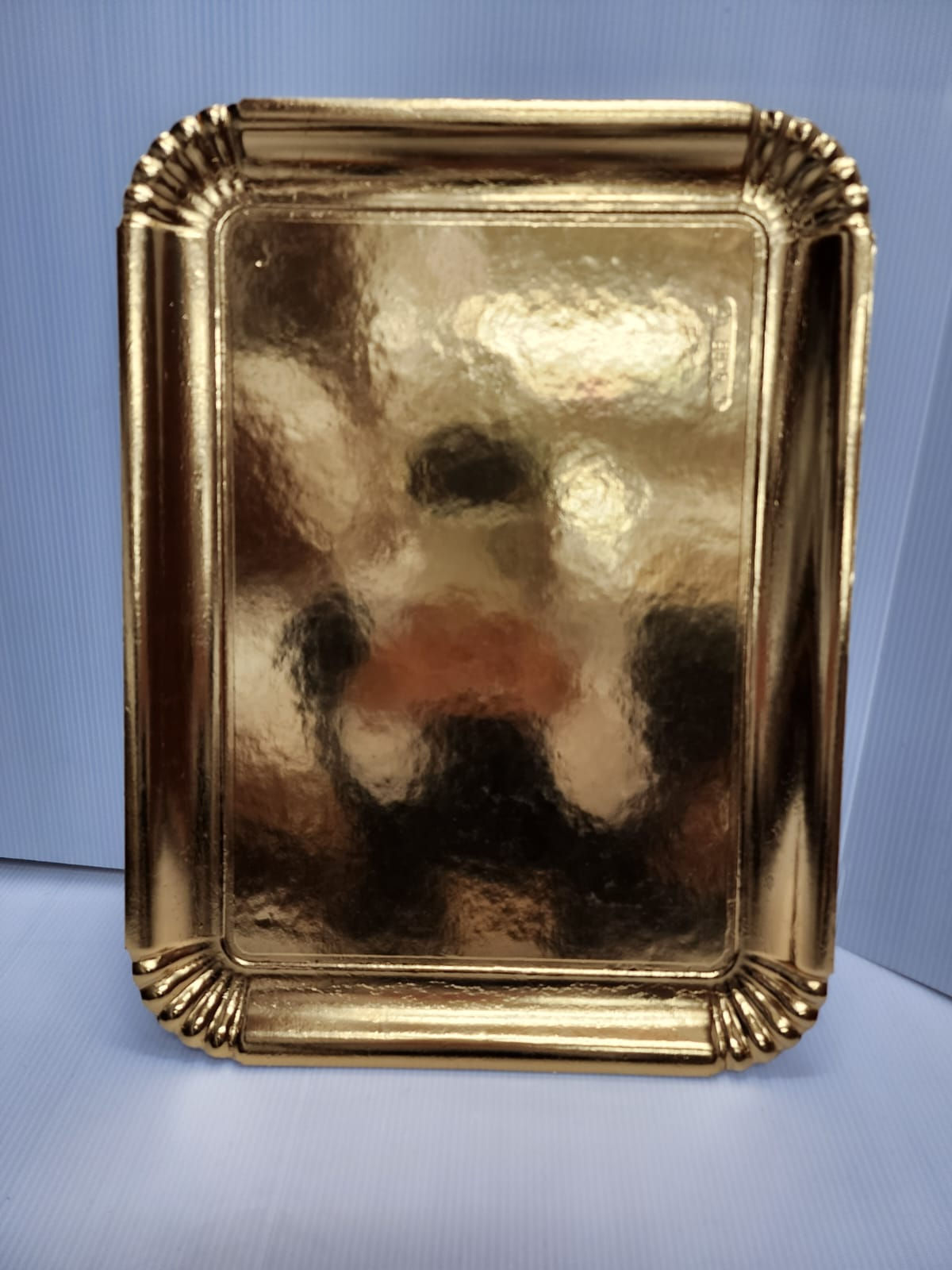 מגש זהב מקרטון ענק