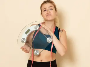 Como a menopausa impacta o emagrecimento: mudanças hormonais e seu efeito no metabolismo