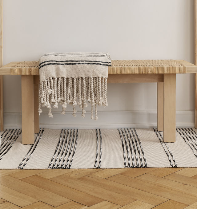 Neutral Decor