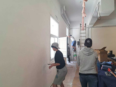 εθελοντισμός Φιλανθρωπική Δράση We Love Marathon | μικρό θεατράκι στο Ίδρυμα Παμμακάριστος