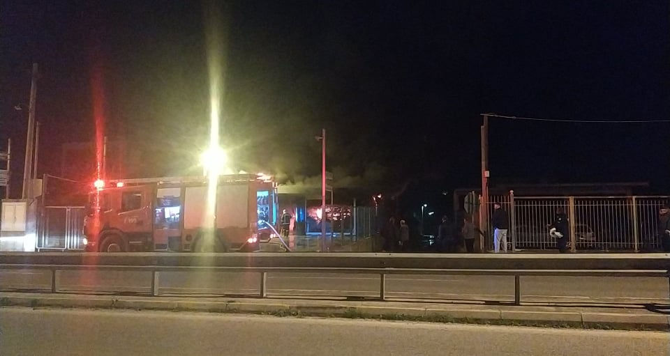 Πυρκαγιά σήμερα Χριστούγεννα στη Λ.Μαραθώνος - Νέα Μάκρη | κλειστή η λεωφόρος