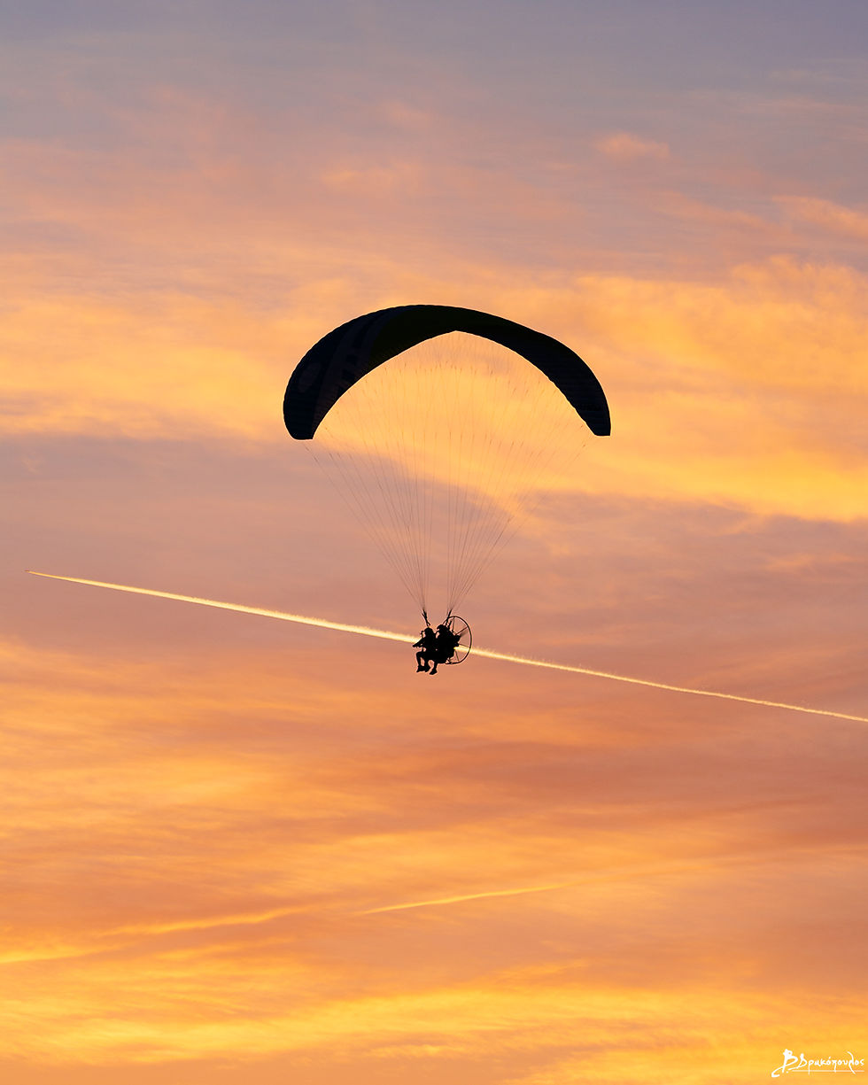 A dual paramotor flight in Athens - Greece (Marathon)