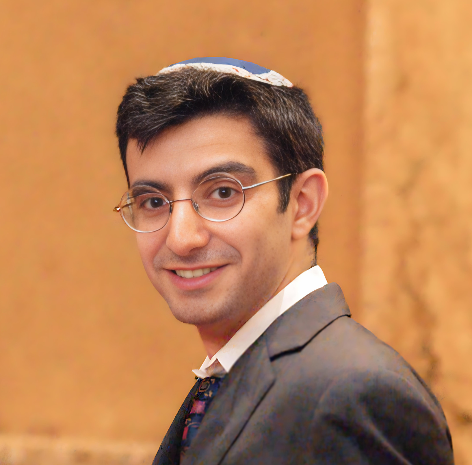 Writer: Baruch-Lev Kelman