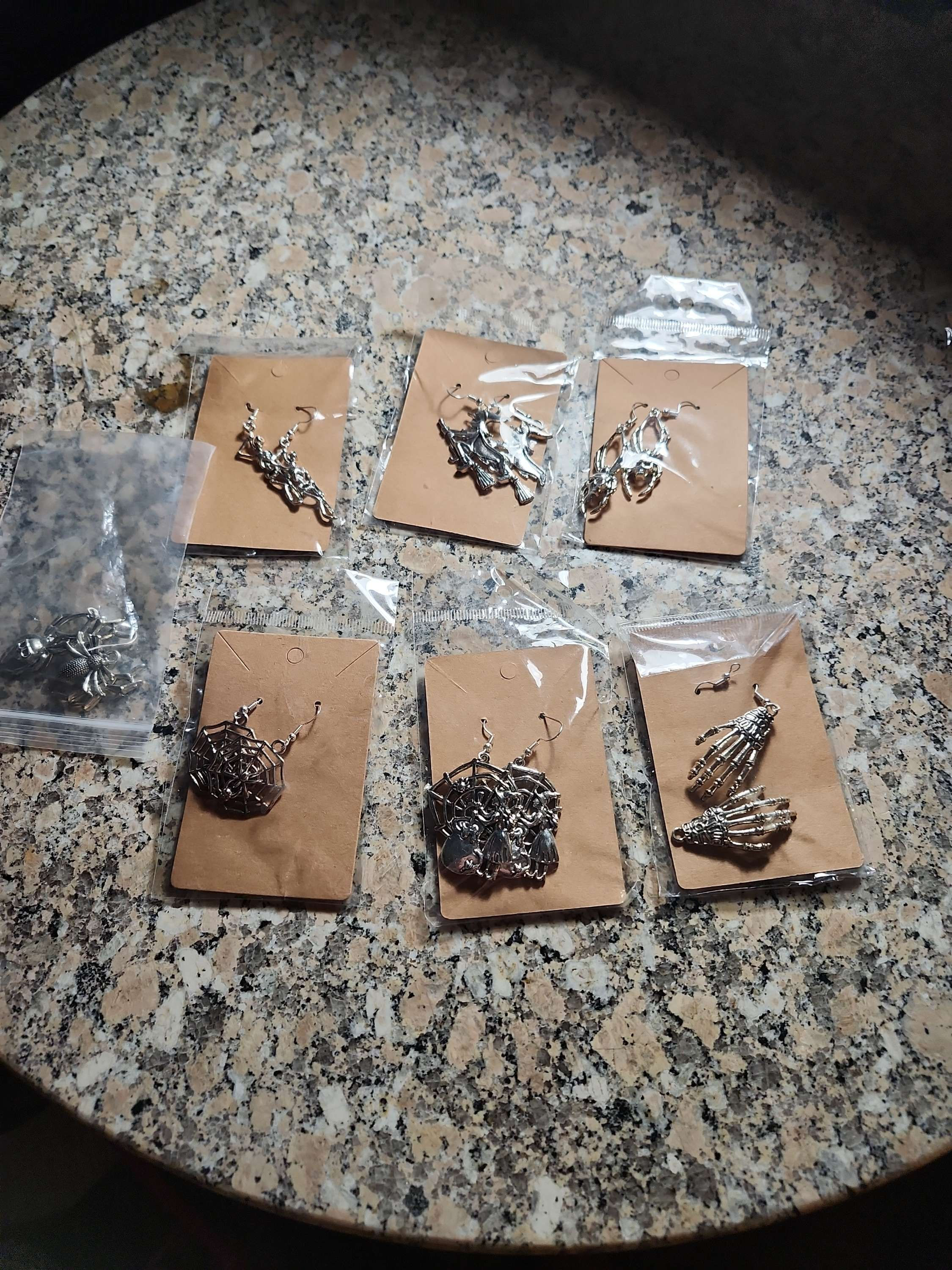 Witches &Scary Things 