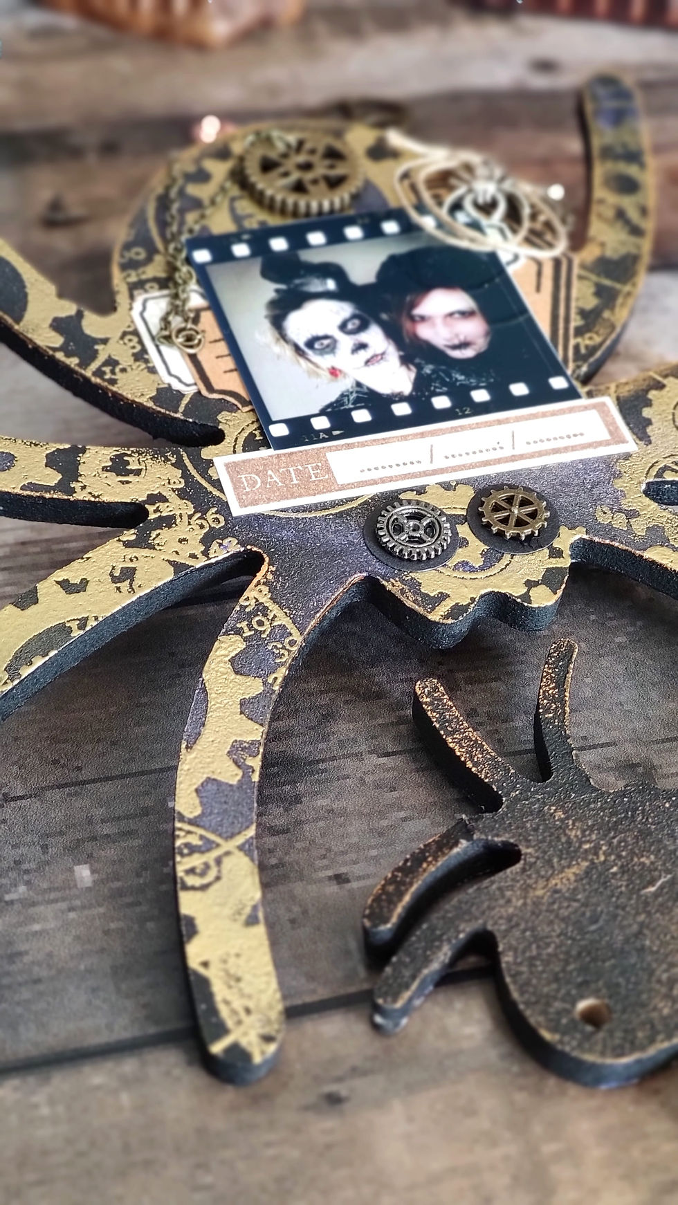 Miniature : cadre-photo-halloween-araignee-steampunk-enscraparence-zoom