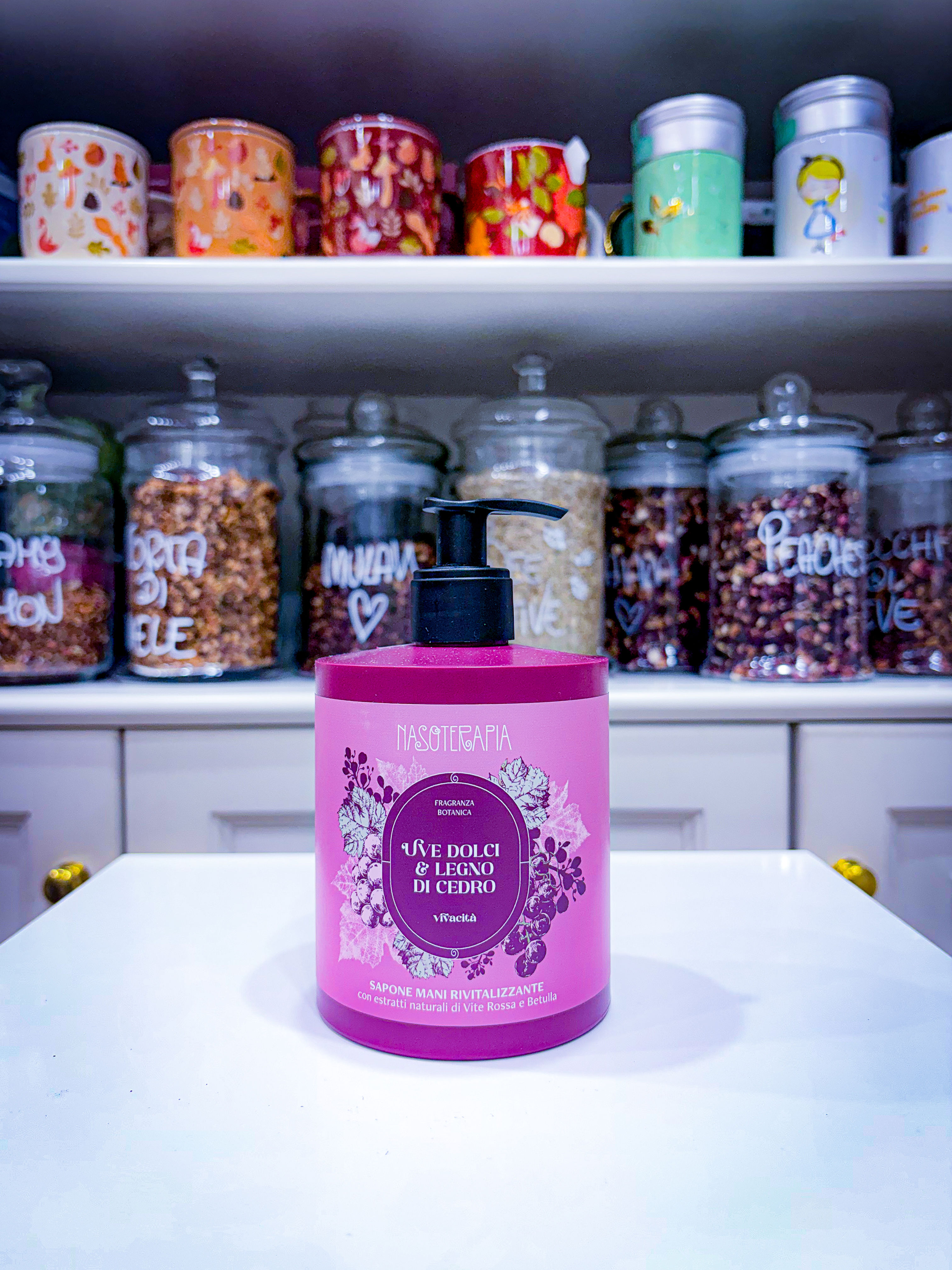 Sapone Liquido Mani Uve dolci e legno di cedro