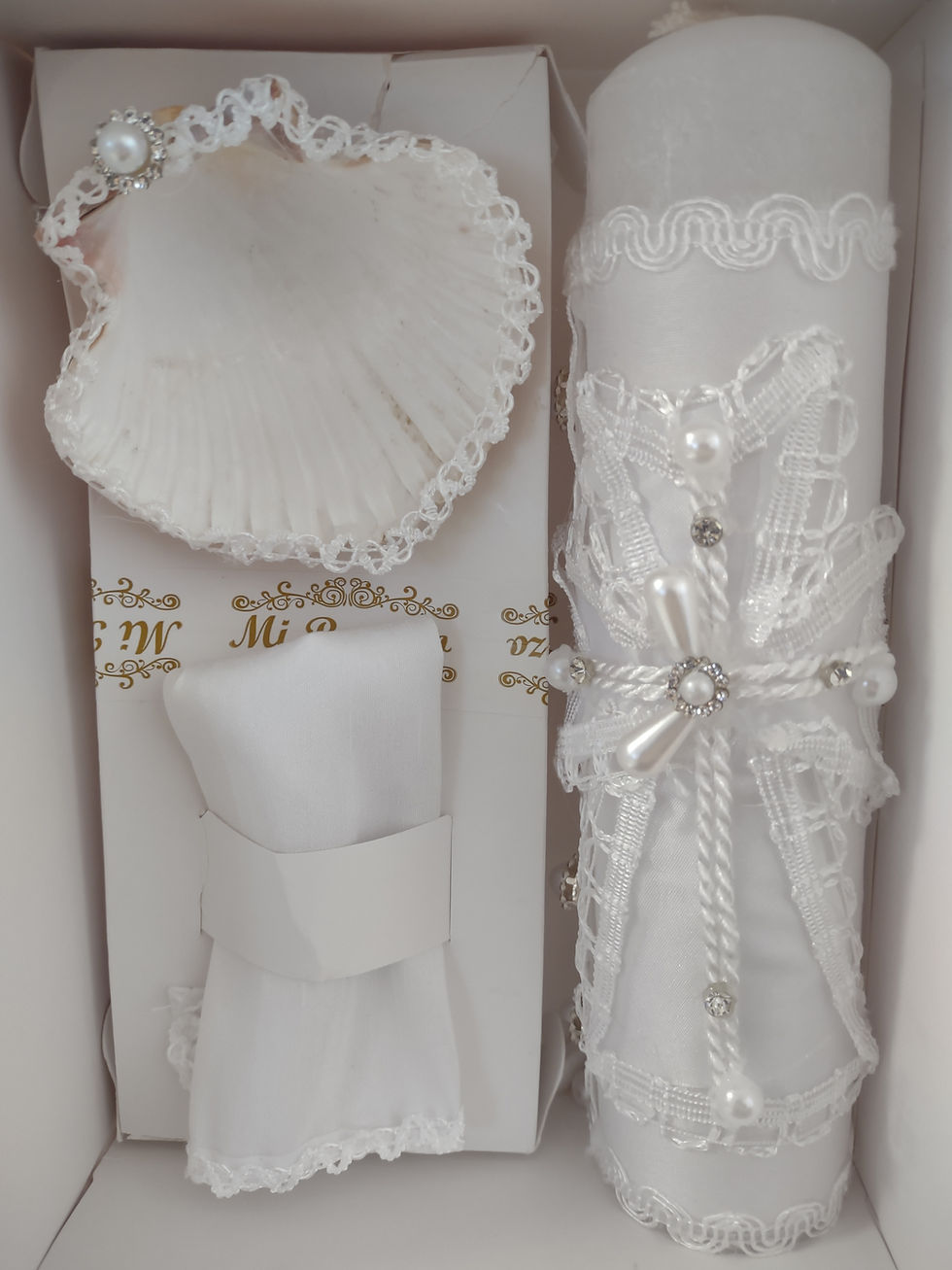 Set Bautismo Unisex Cruz Blanca de Cordon con perlas