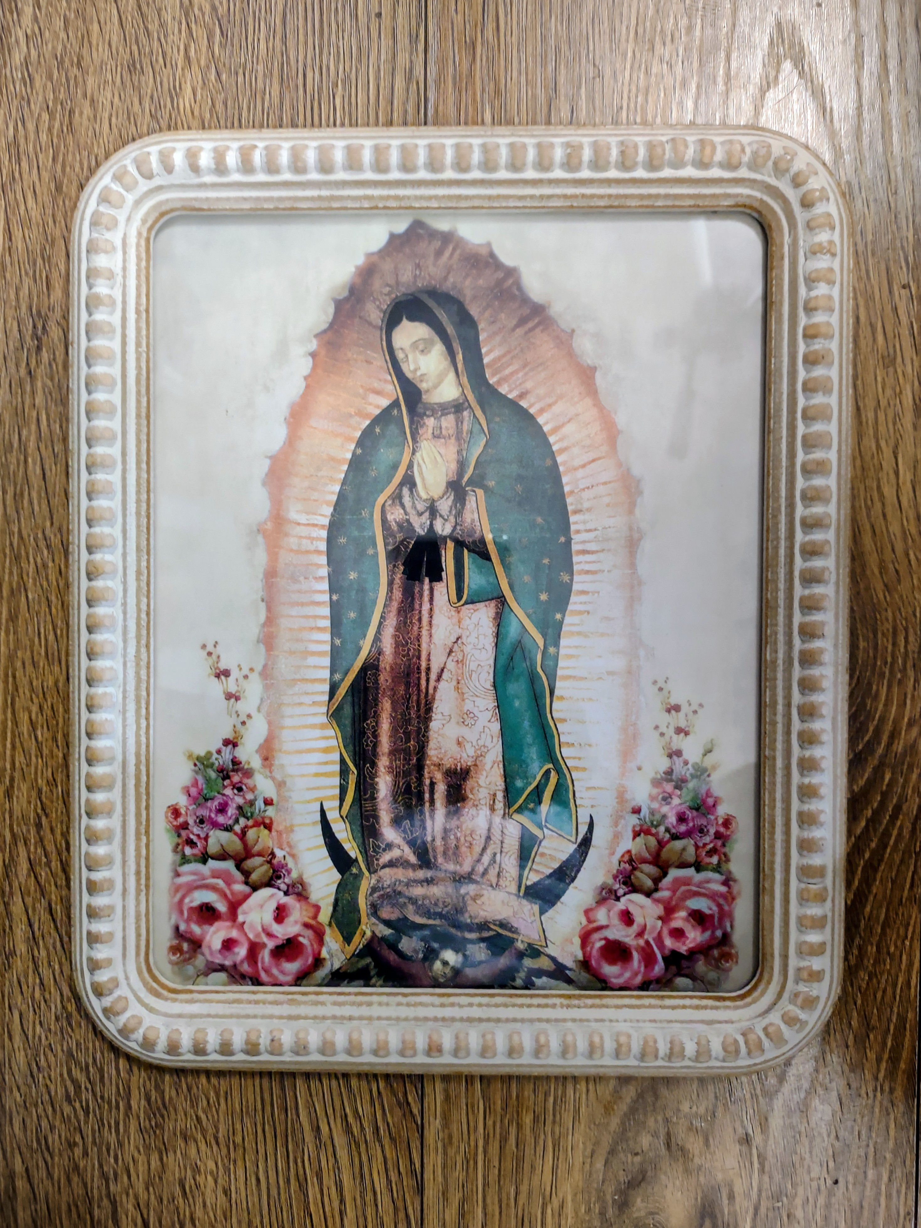 CuadroVirgen de Guadalupe Madera clara
