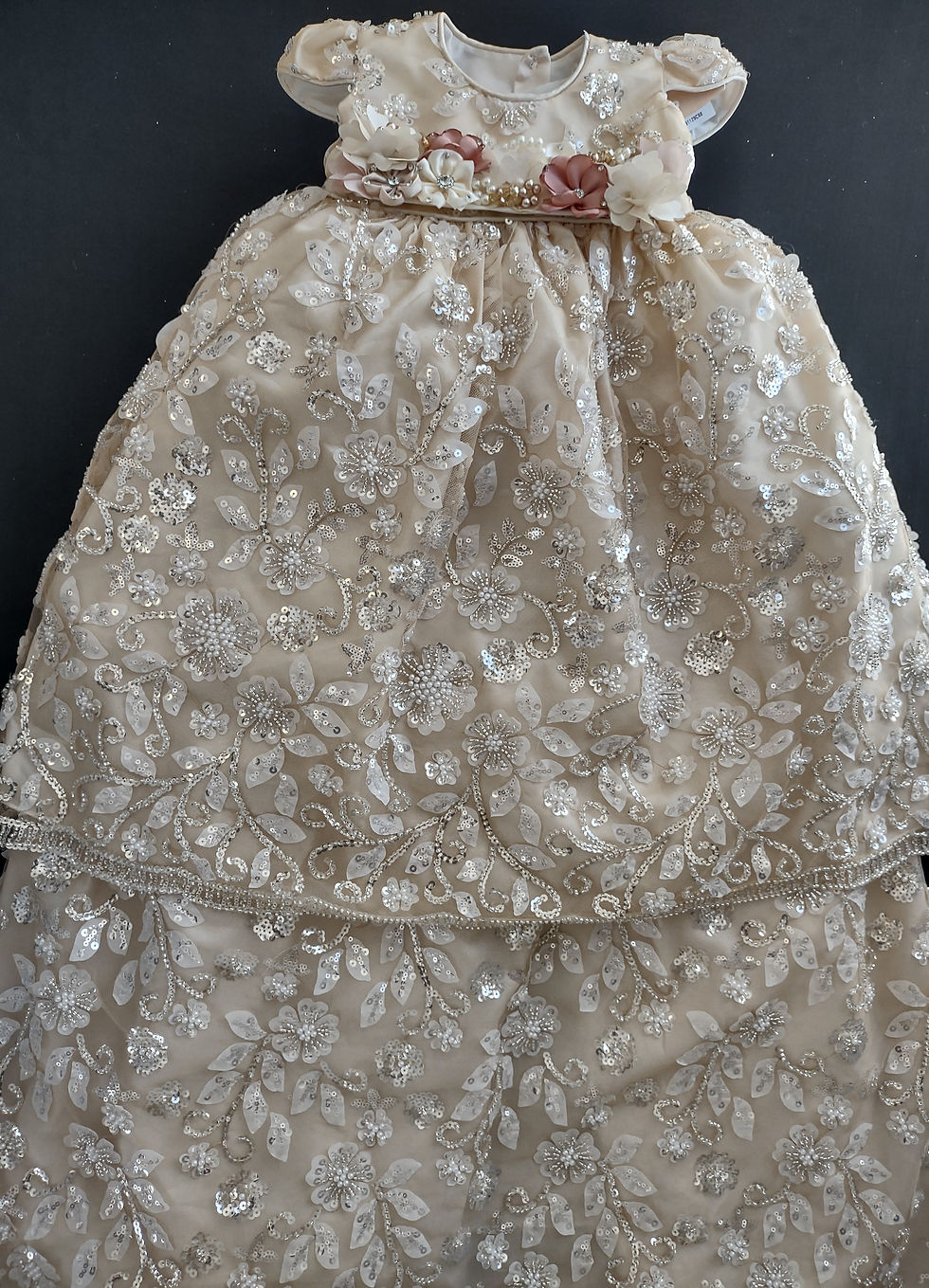 Ropon Bautizo Beige Niña con Flores #492