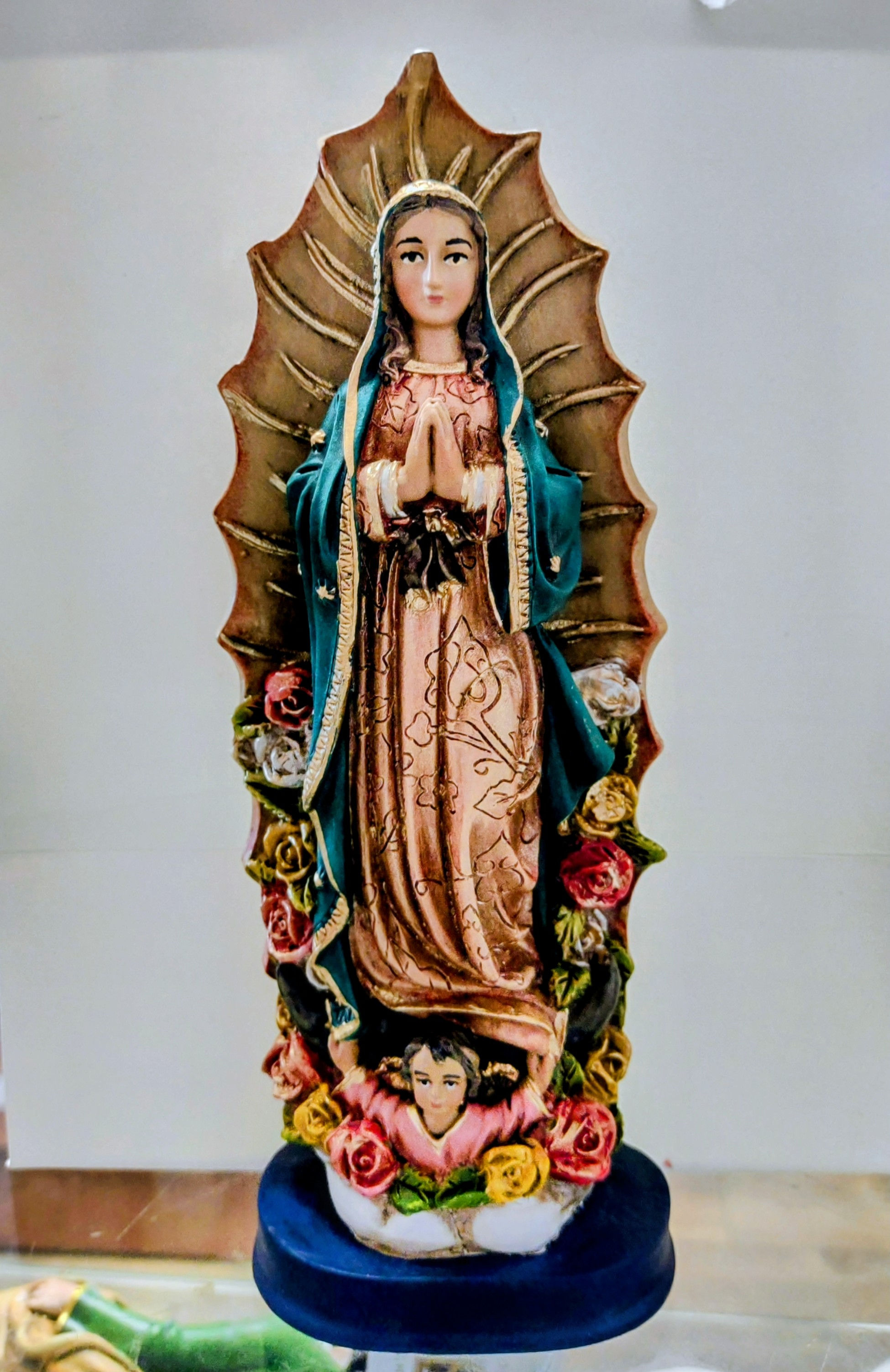 Virgen de Guadalupe 8.5"