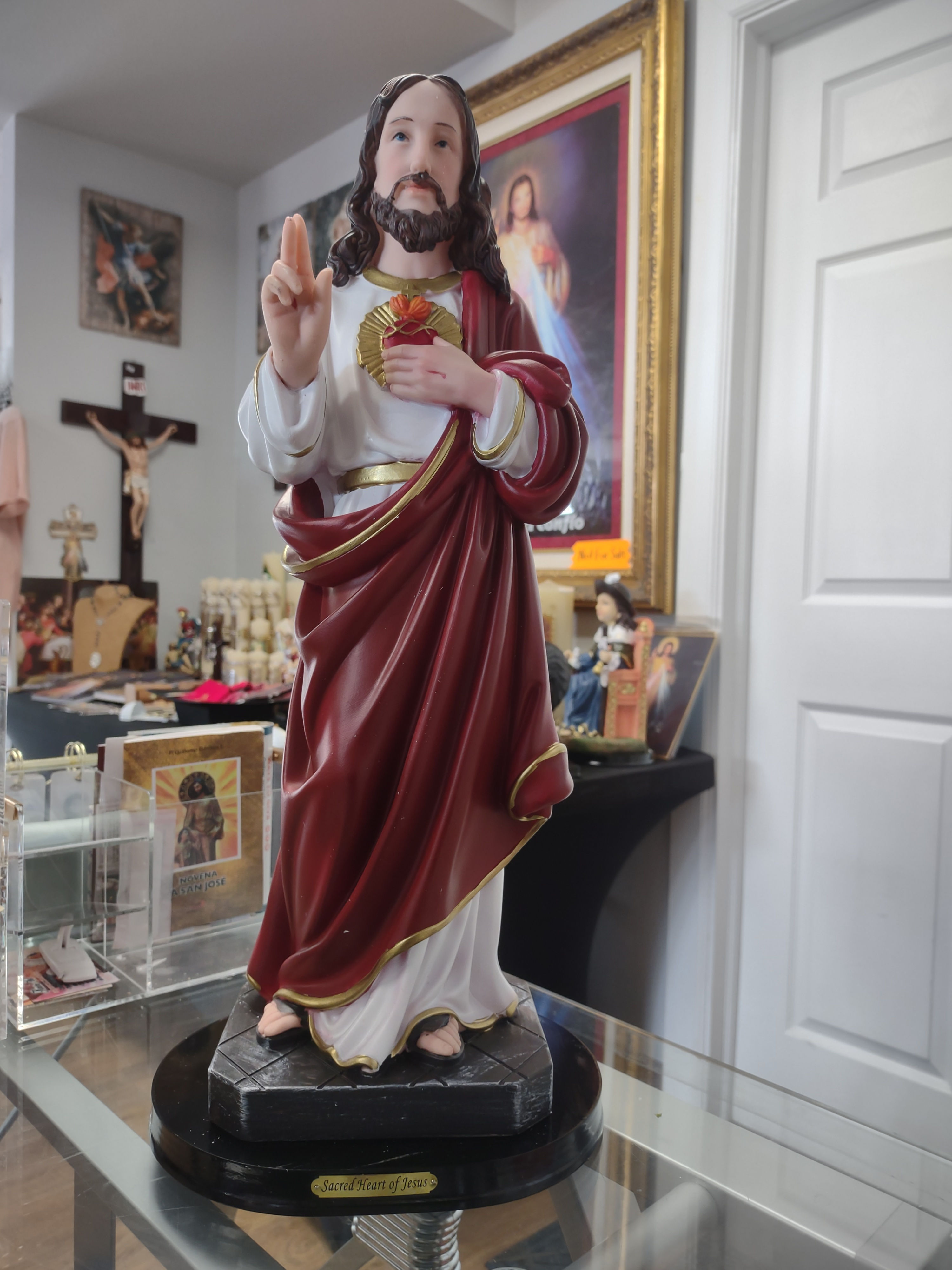 Estatua Sagrado Corazon 24"