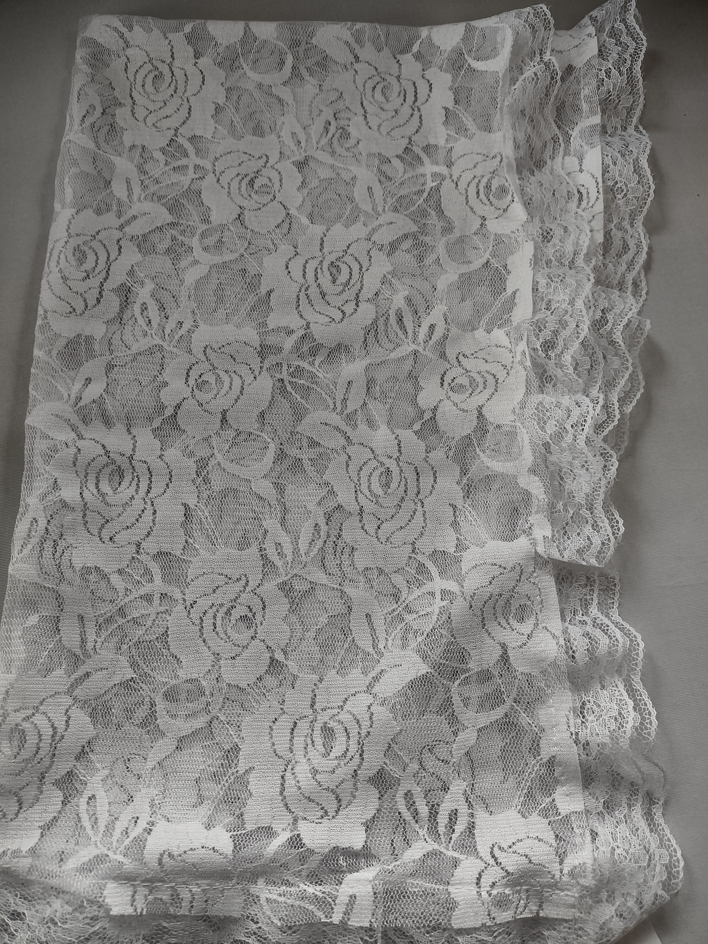 Velo Blanco Rosas