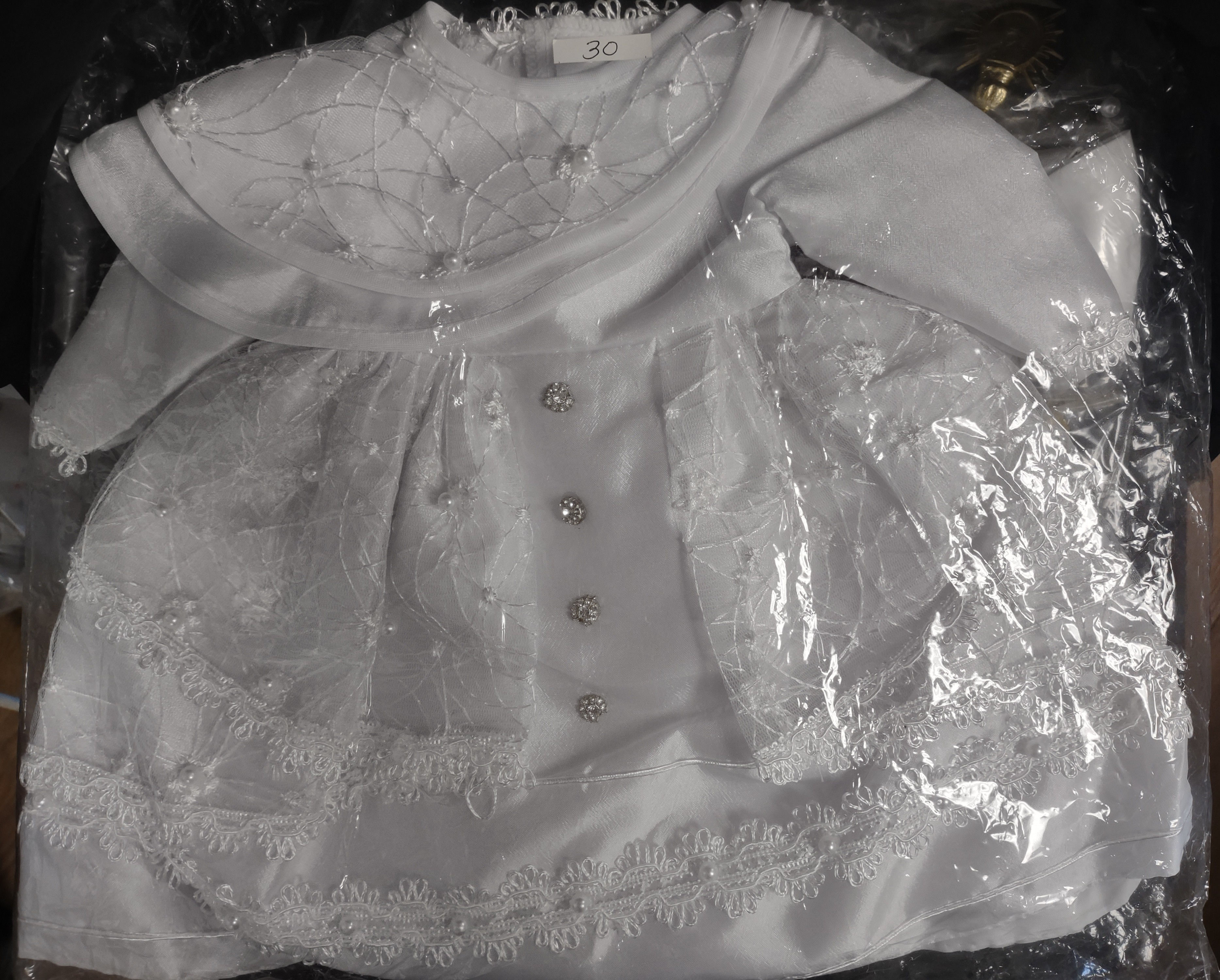 Ropon Bordado Blanco Talla 30 con Corona