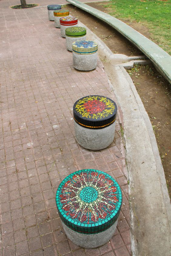 decorative bollard-seats