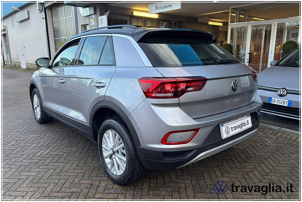 Miniatura: Volkswagen T-Roc TSI 150CV DSG - 10/2023