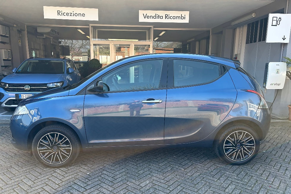 Miniatura: Lancia Ypsilon 1.0 firefly hybrid Silver - 12/2023