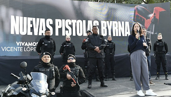 Vicente López anunció el uso de armas no letales