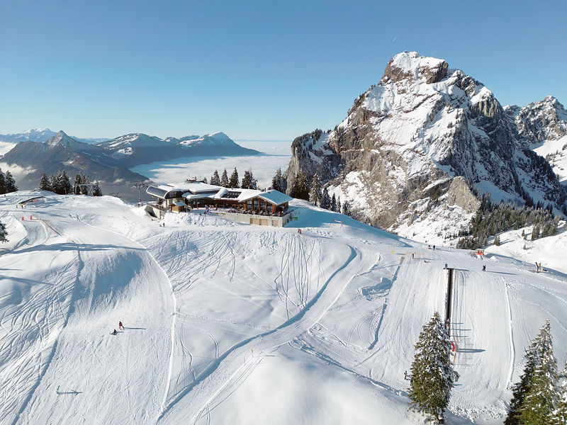 be_Rotenflue_Drohnenaufnahmen_Winter_Copyright Rotenfluebahn (4).jpg