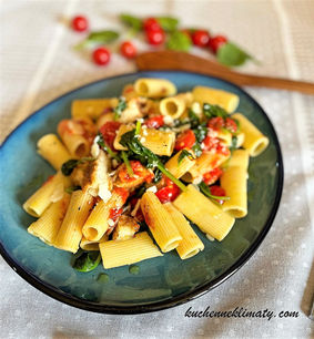 Makaron Rigatoni z kurczakiem.jpg