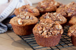 Banana Alm-cin steusel muffs- SRF egg white prot - 2