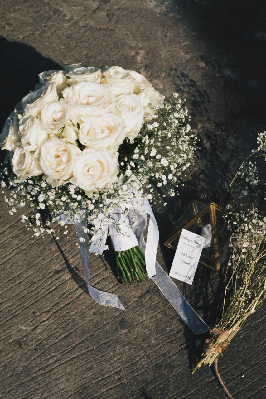 Thumbnail: WEDDING BOUQUET (Local)