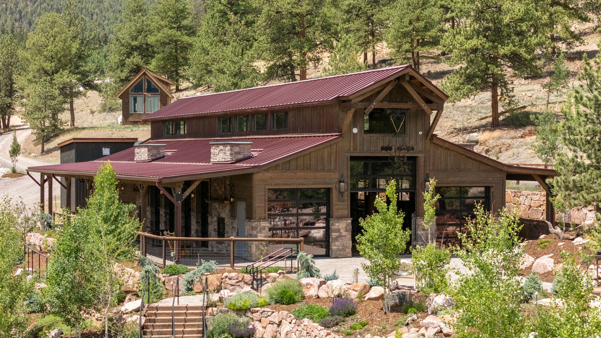 Bison Peak Lodge at Puma Hills