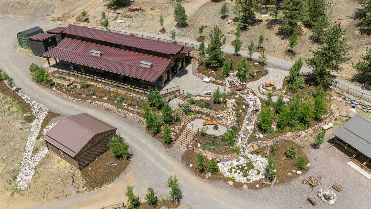 Bison Peak Lodge at Puma Hills