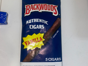 🧰 Top 10 Must-Have Accessories in Your Stash Box