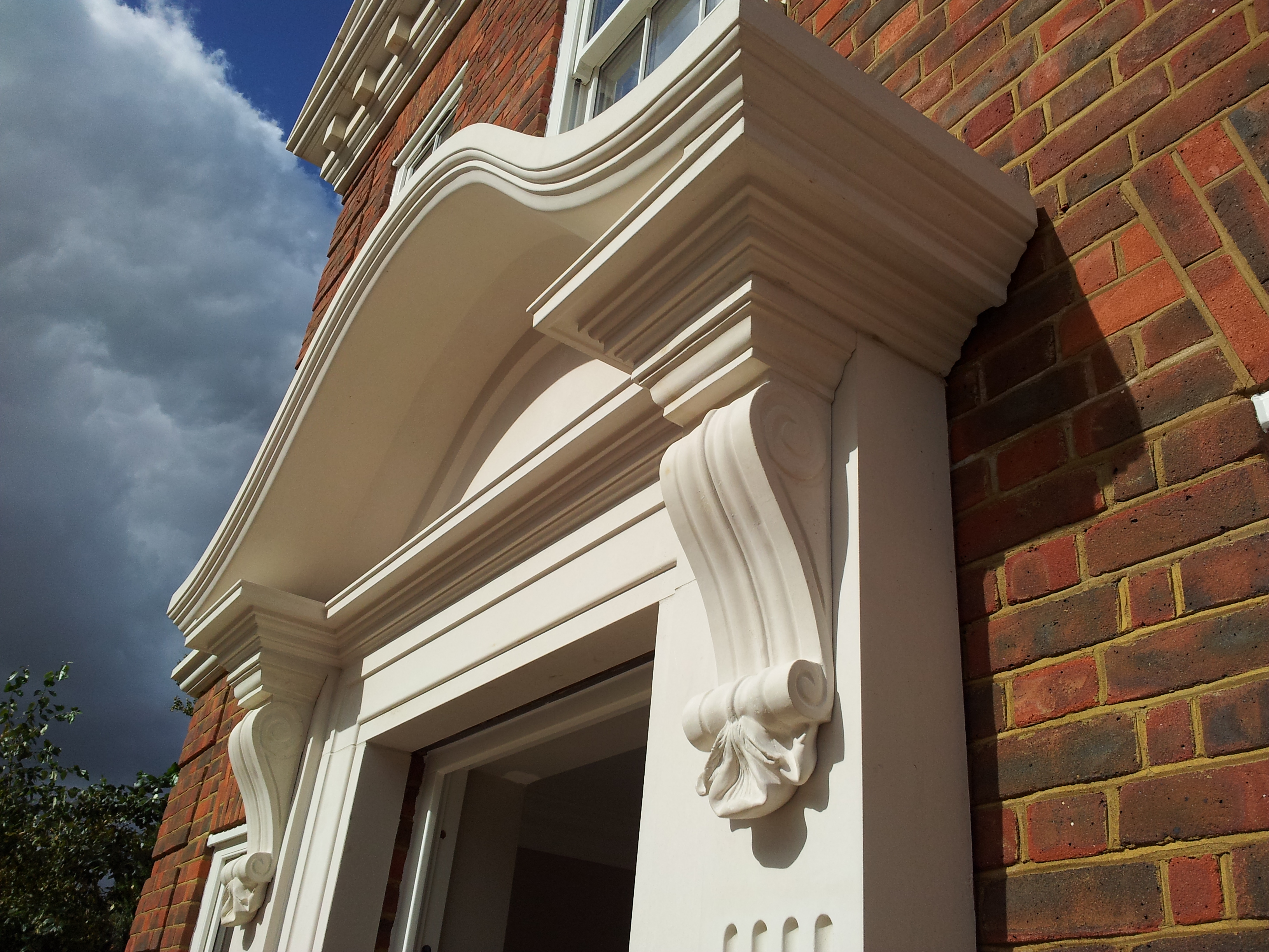 Meadow House door surround (B96)