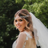 ral bride lynne wearing a boho bridal hair vine by rachel chaprunne