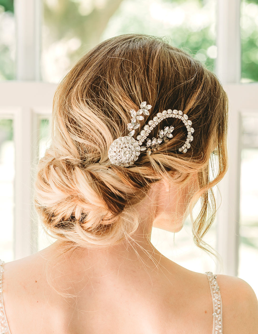 Stunning Art Deco hair comb for brides seeking bold glamour at charity galas and spring equinox celebrations