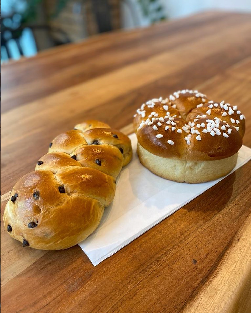 Brioches sucrées.