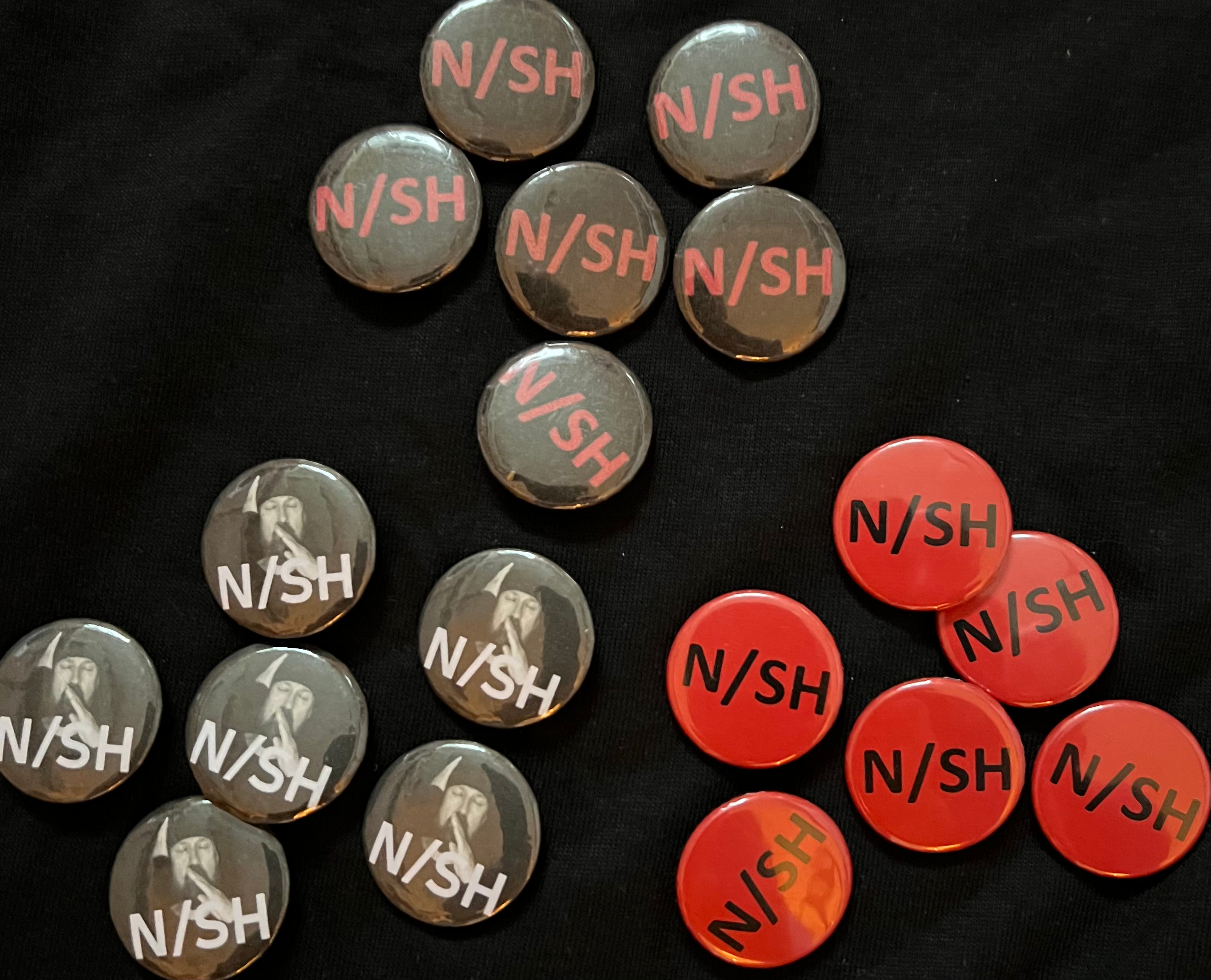 N/SH Badge Set X 3