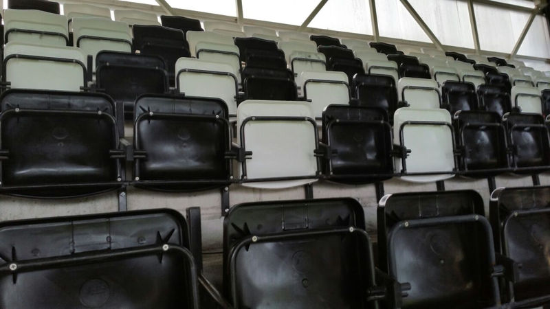 FiFA'nın güvenlik şartlarına uygun, spor seyircisinin konforu düşünülmüş ve kulüplerin bütçelerine ve projelerine uygun koltuklar