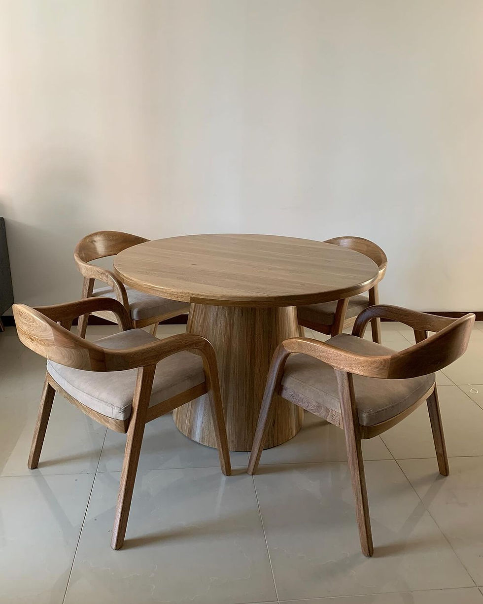 JUEGO DE COMEDOR EMMA 4 SILLAS