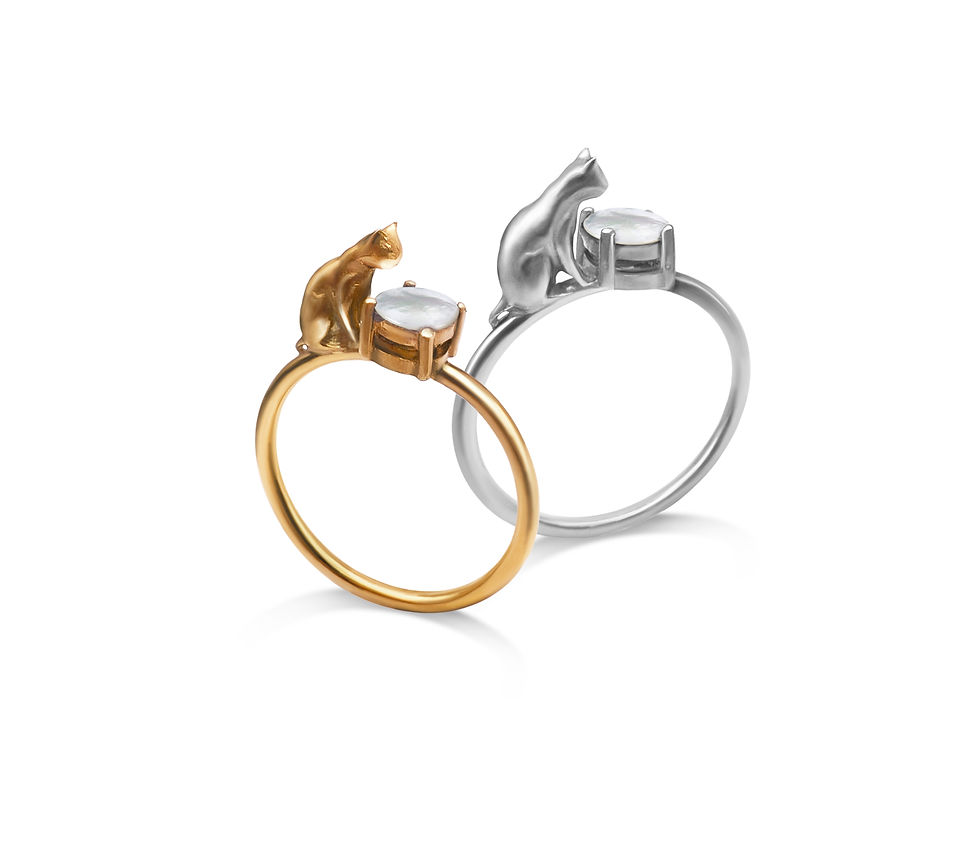 Miniatura: Thirsty kitten with Mader of Pearl Ring in Silver or Gold Plated Silver