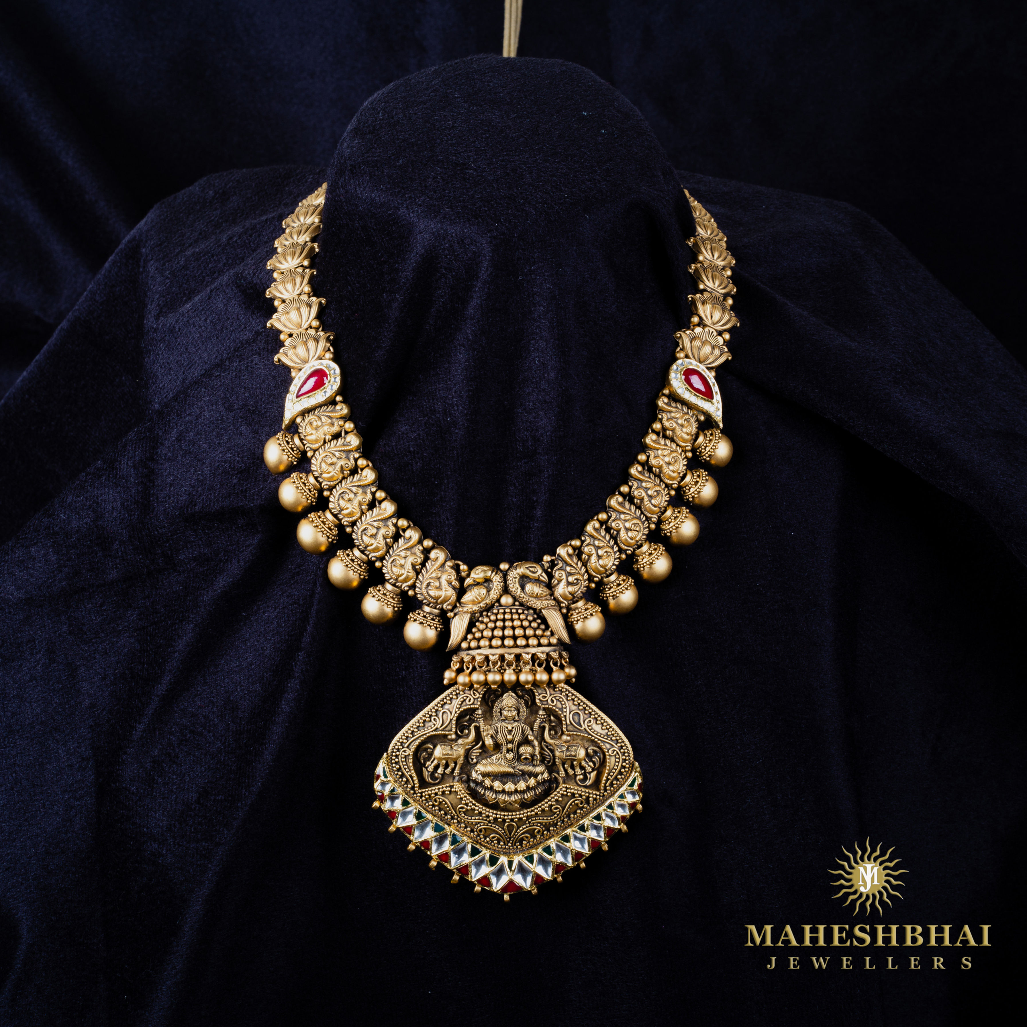 MBJ Ana Vintage Temple Collection