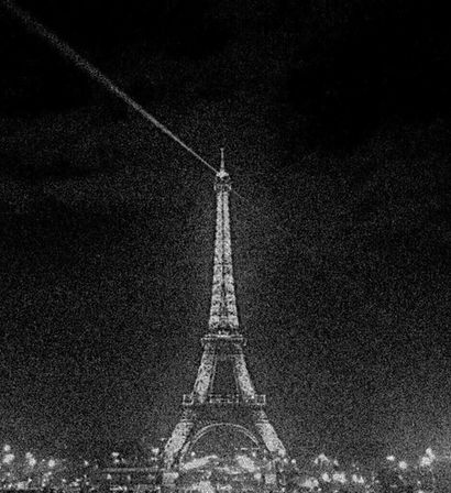Eiffel Tower, Tour Eiffel, Paris, at night