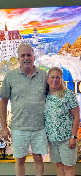 Bob and June Tullock_edited.jpg