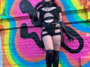 Drag Spotlight