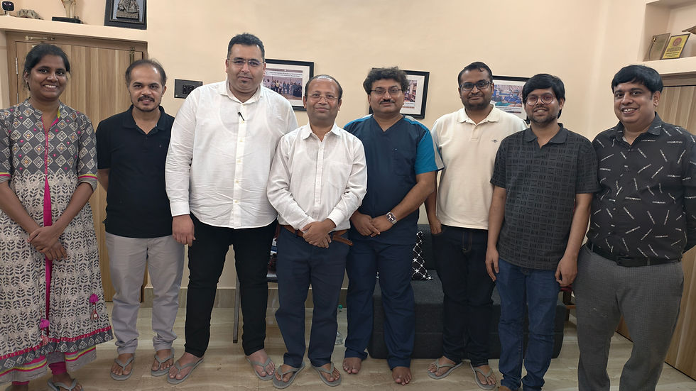 A memorable exchange between our committed faculty and passionate participants, perfectly captured as the Chronic Pain Management Workshop came to a close.