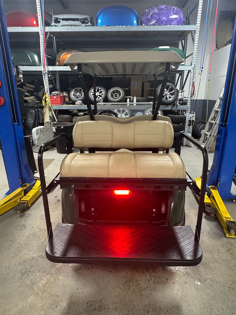 Thumbnail: E-Z-GO RXV LITHIUM RENTAL RETURN