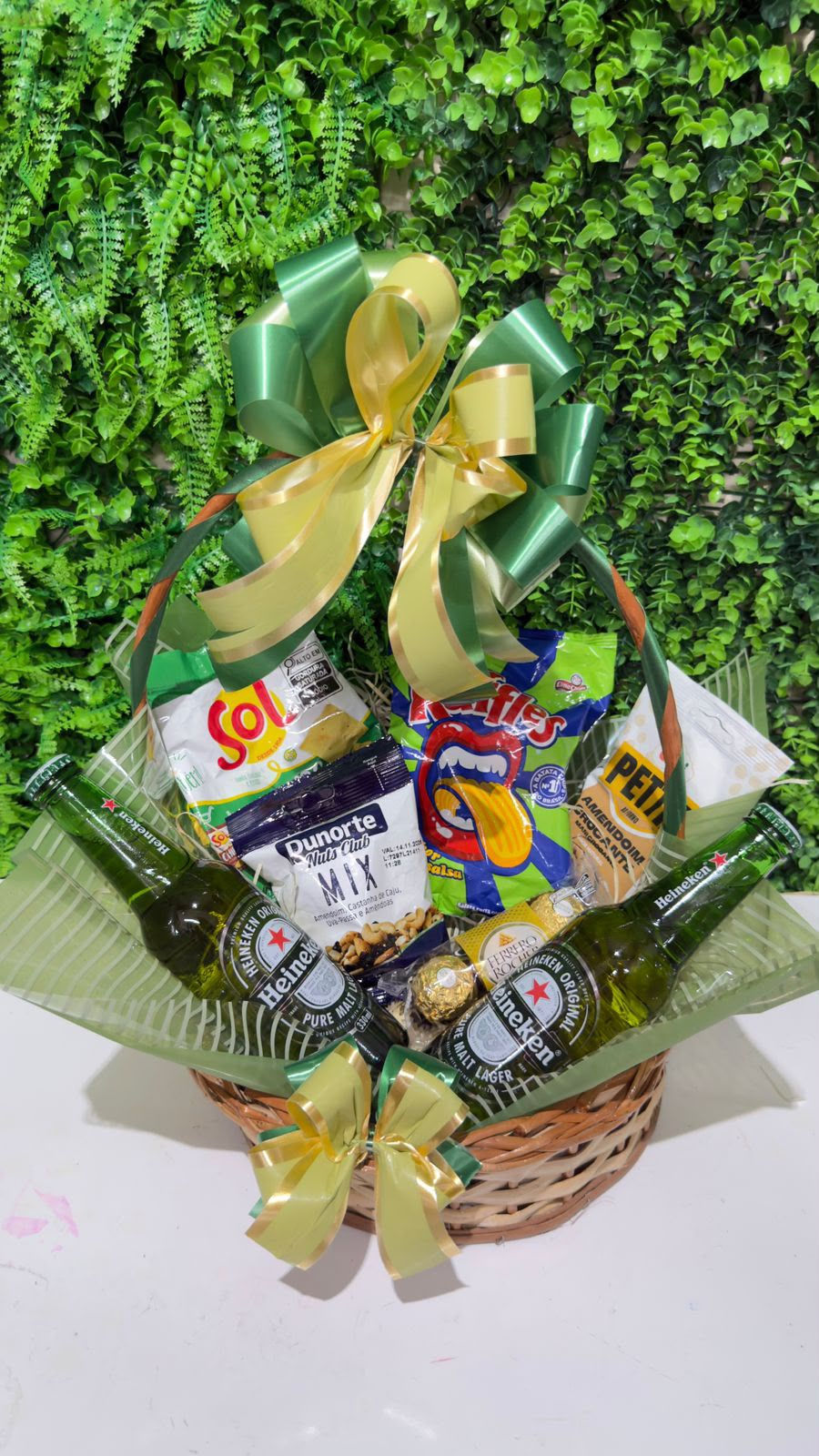 Cesta Happy Hour Premium